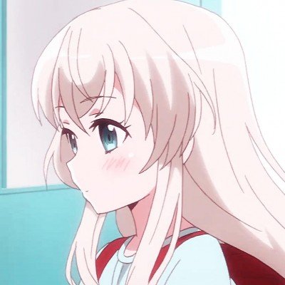 大象死前被涂粉颜料